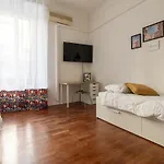 Stradivari Apartment - Milan City - By Host4U