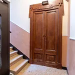 Stradivari Apartment - Milan City - By Host4U
