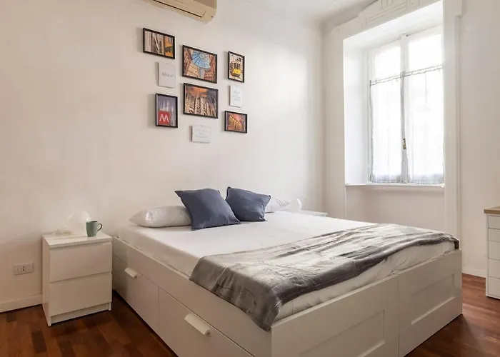 Stradivari Apartment - Milan City - By Host4U