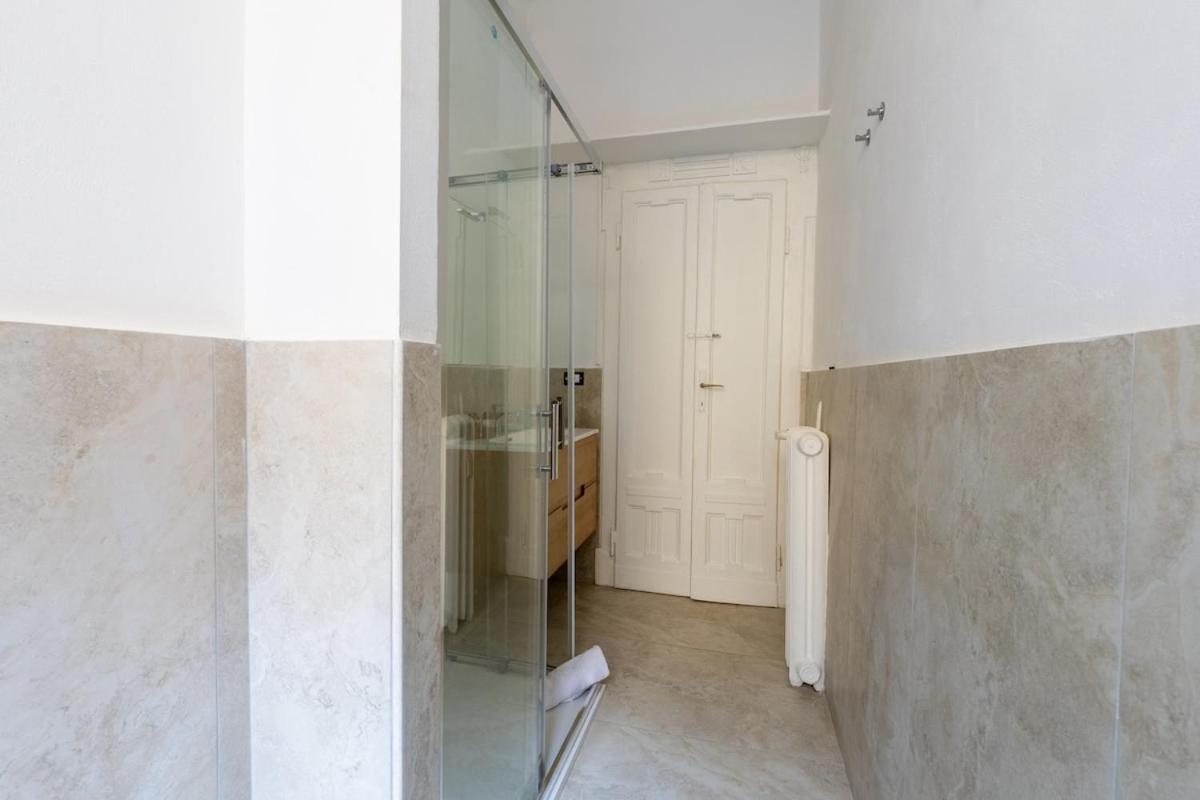 Stradivari - - By Host4u Apartment