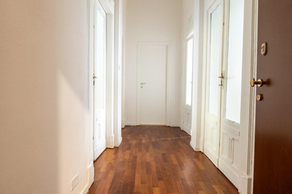 Apartment Stradivari - - By Host4u *